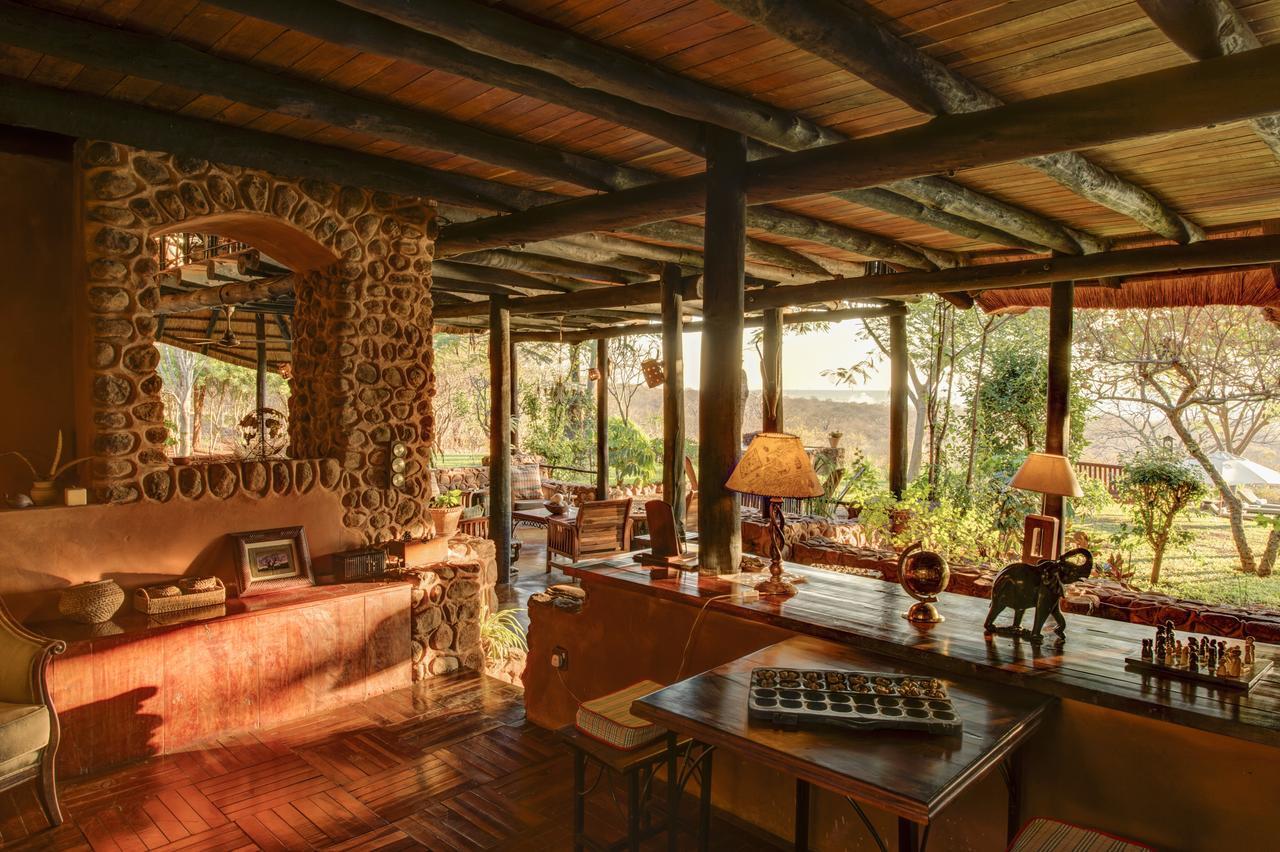 ليفينغستون Stanley Safari Lodge المظهر الخارجي الصورة