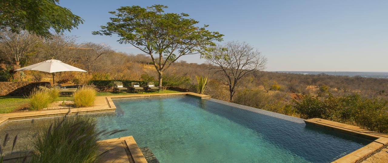 ليفينغستون Stanley Safari Lodge المظهر الخارجي الصورة