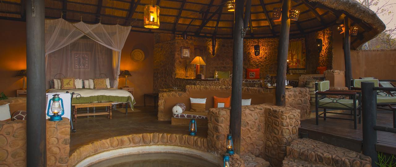 ليفينغستون Stanley Safari Lodge المظهر الخارجي الصورة