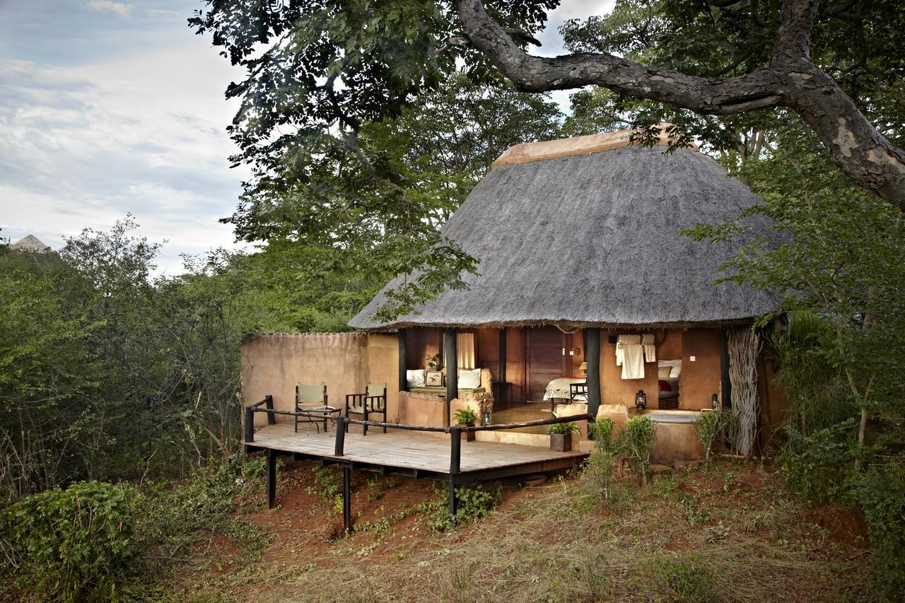 ليفينغستون Stanley Safari Lodge المظهر الخارجي الصورة