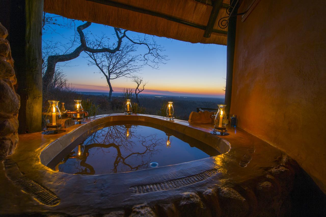 ليفينغستون Stanley Safari Lodge المظهر الخارجي الصورة